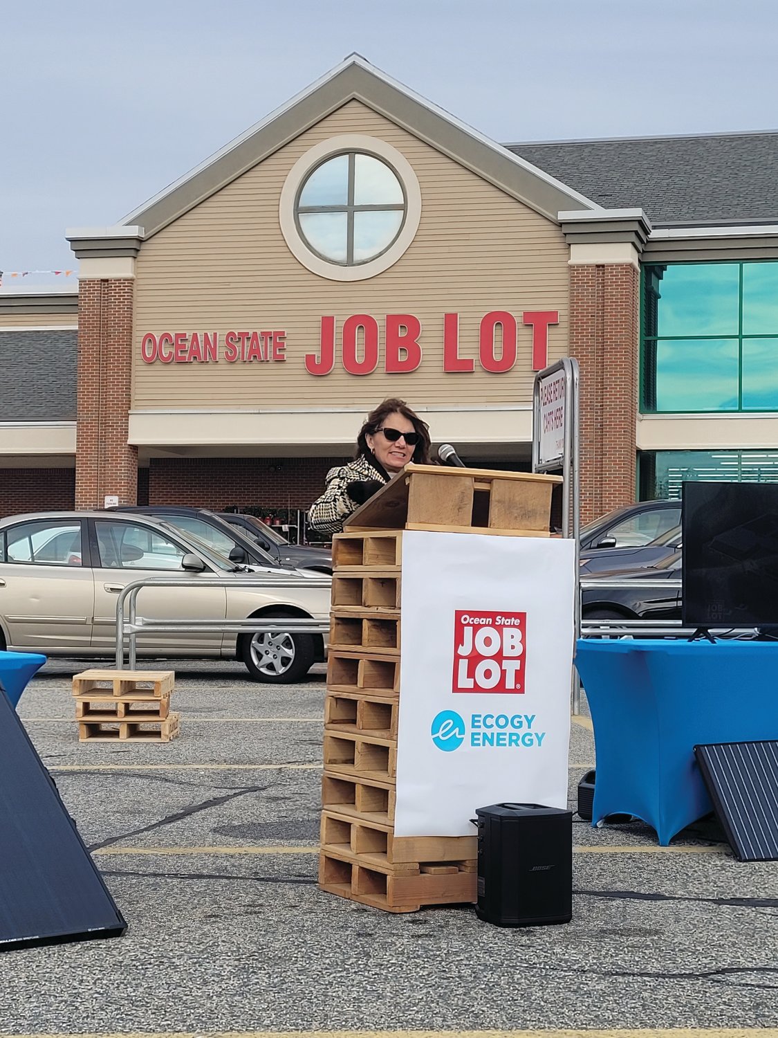 Rhode Island state Rep. Deborah Fellela (D-Johnston) thanked OSJL and Ecogy for their partnership and cooperative efforts in creating a massive solar array on top of the Johnston and Woonsocket stores.